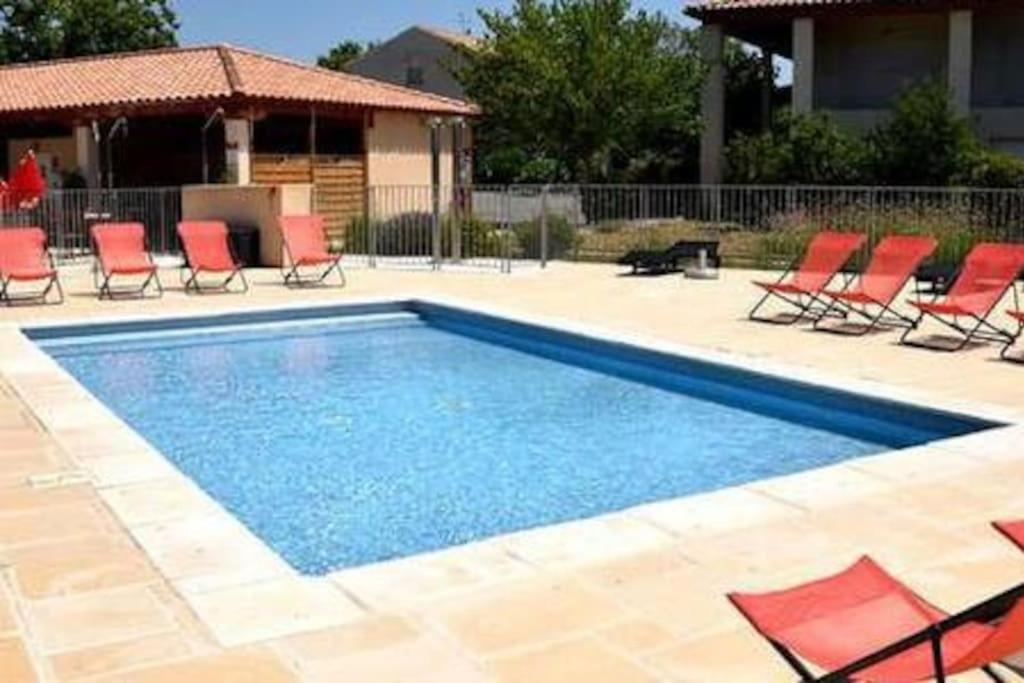 Le Soleil D Eugenie Appartement Dans Residence Avec Piscine Commune Pres De Carcassonne Olonzac Exteriér fotografie